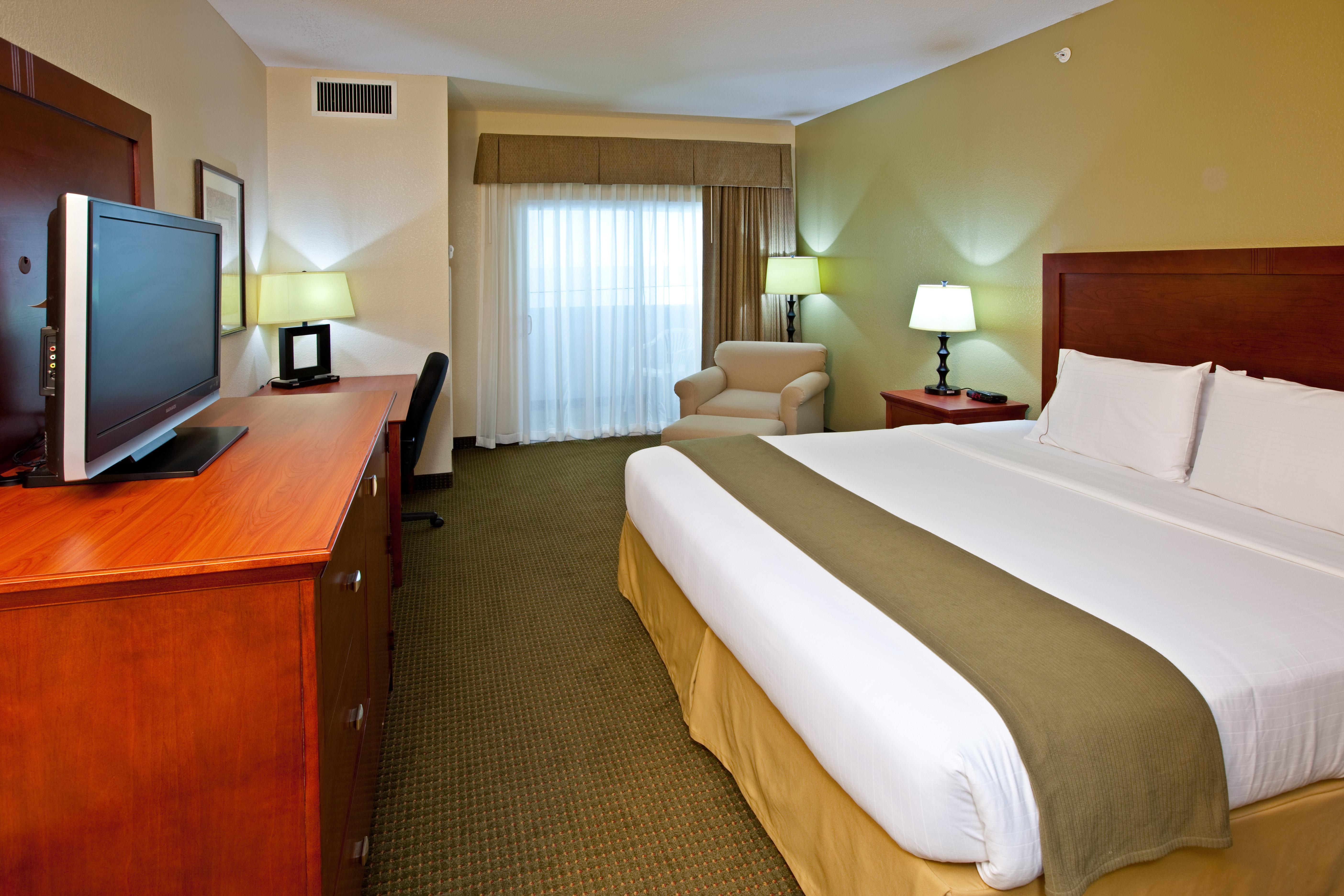 Holiday Inn Express Hotel & Suites Bedford By Ihg Exterior foto